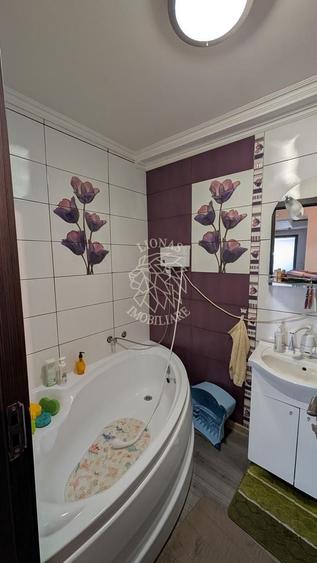 Casă individuală cu 3 camere cu Canalizare în Ultracentral