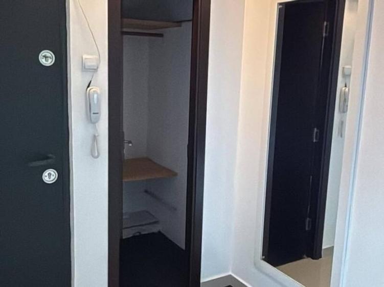 Apartament cu 2 camere decomandat în Eroii Revoluției