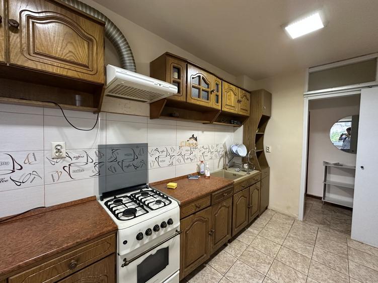 Apartament cu 3 camere decomandat, mobilat în Mărăști