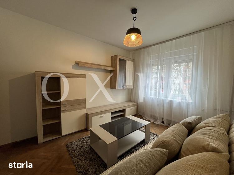 Apartament cu 3 camere semidecomandat, mobilat în Complex Studențesc