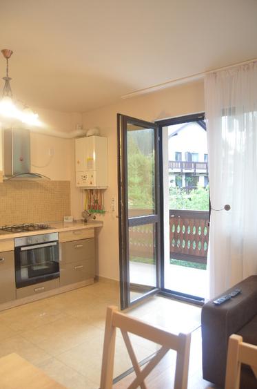 Apartament cu 3 camere decomandat în Valea Alba