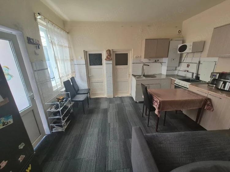 Casă cu 2 camere cu Teren 600 Mp în Central