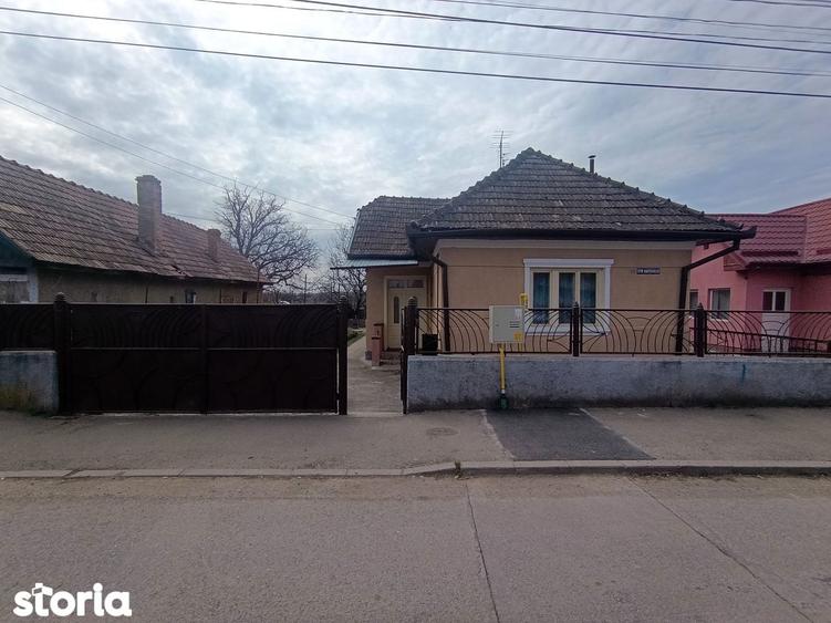 Casa cu 2 camere, teren 1400 mp, acces asfaltat - 15
