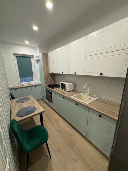 Apartament cu 2 camere decomandat, mobilat în Tomis Nord