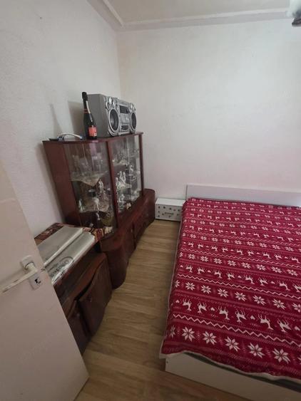 Garsonieră semidecomandată în Florilor