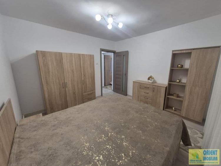Dacia, bd. Tomis, de inchiat 2 camere, decomandat, mobilat, renovat - 12