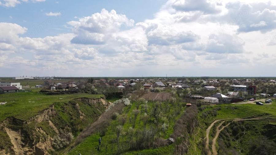 Teren de 3000 mp, în Ciulnița