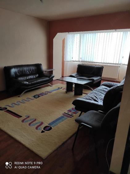 Apartament cu 2 camere decomandat în 22 Decembrie