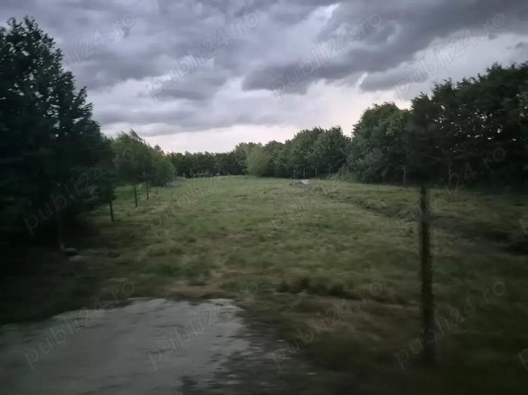 Teren de 2000 mp, în Central