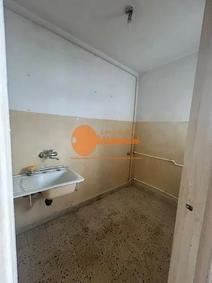 Garsoniera in zona Piata Veteranilor-Metrou Lujerului 4 minute - 5