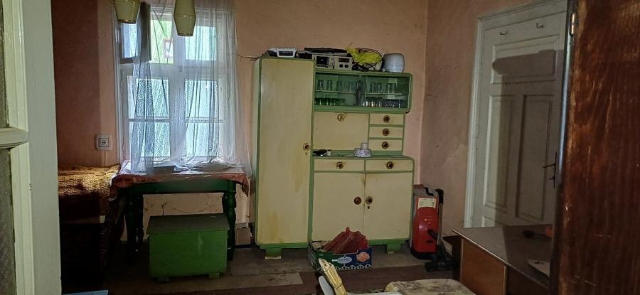 Casă individuală cu 5 camere cu Canalizare în Central