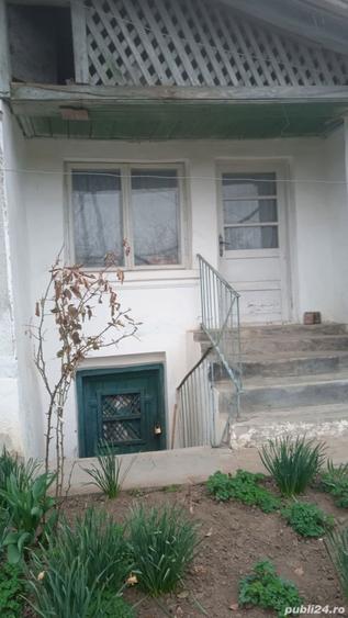 Casă cu 4 camere cu Teren 2300 Mp în Băneasa