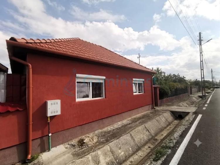 Casă individuală cu 3 camere cu Canalizare în Tileagd