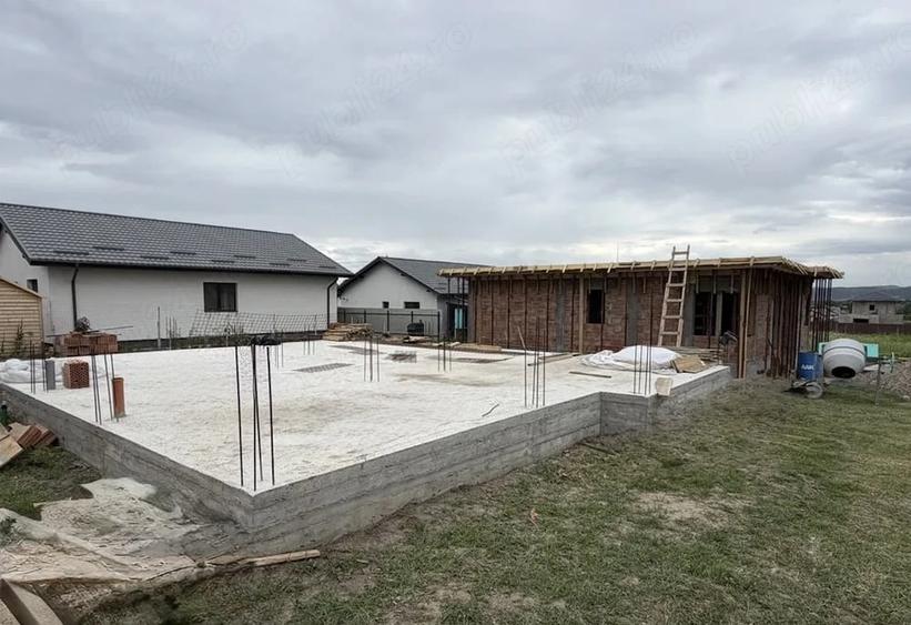 Casă cu Teren 420 Mp în Dancu