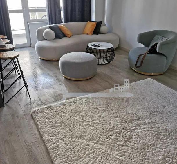 Apartament cu 3 camere decomandat, mobilat în Aeroport