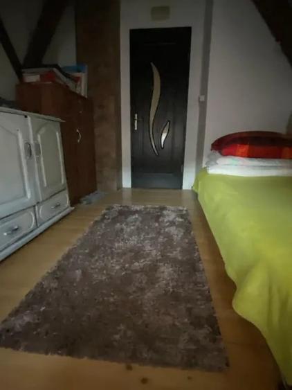 Casă cu 3 camere în Central