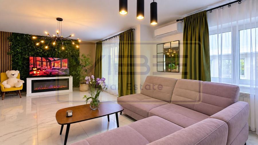Apartament cu 3 camere semidecomandat, mobilat în Tătărași