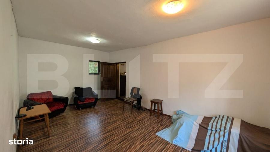 Casă cu 3 camere în Central