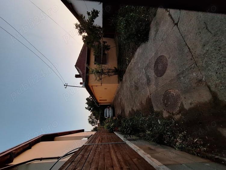 Casă cu 2 camere cu Teren 473 Mp în Titulescu