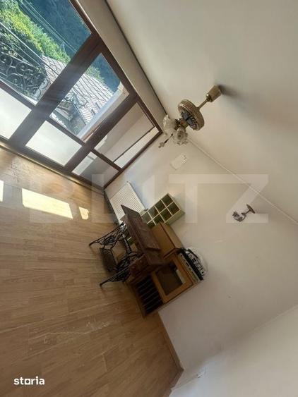 Casă cu 6 camere cu Teren 3374 Mp în Vulcana-Pandele