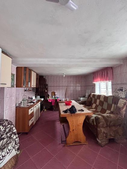 Casă cu 5 camere cu Teren 1300 Mp în Pucheni