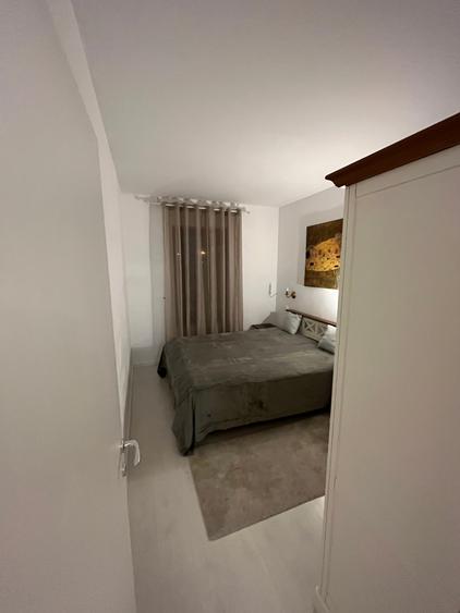 Apartament cu 3 camere decomandat în Mihai Bravu