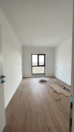 Duplex cu 6 camere cu Canalizare în Bragadiru