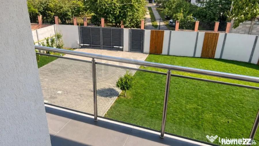 Casă cu 4 camere cu Canalizare în Central