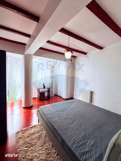 Casă cu 4 camere cu Teren 700 Mp în Bucium