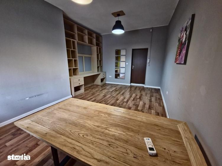 Spațiu comercial, de 22 mp, în Faleza Nord