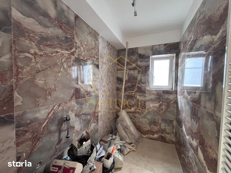 Casă cu 4 camere cu Teren 250 Mp în Ghiroda