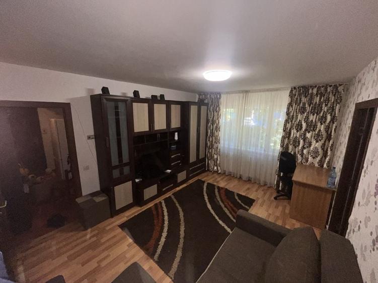 Apartament cu 2 camere nedecomandat în Milcov
