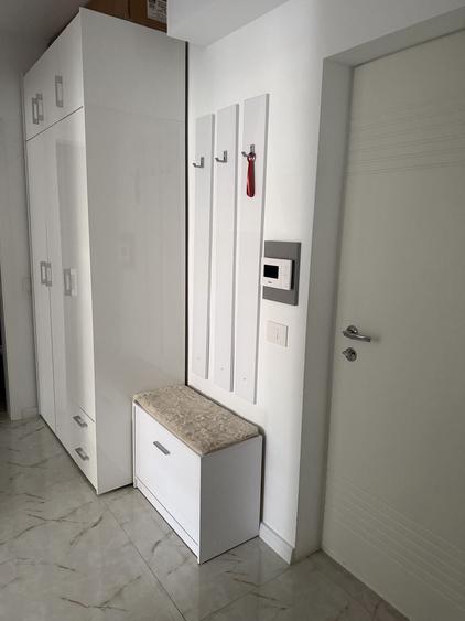 Apartament cu 2 camere decomandat în Lotus