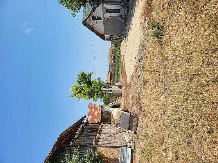 Casă cu Teren 2200 Mp în Valea Stanciului