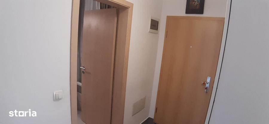 Vindem 2 camere Avantgarden Tractorul - 1