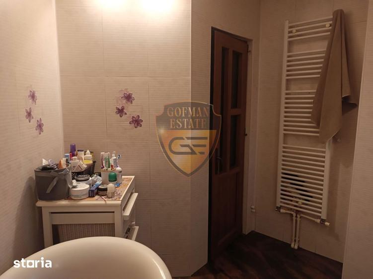 Apartament cu 2 camere, mobilat în Delfinariu