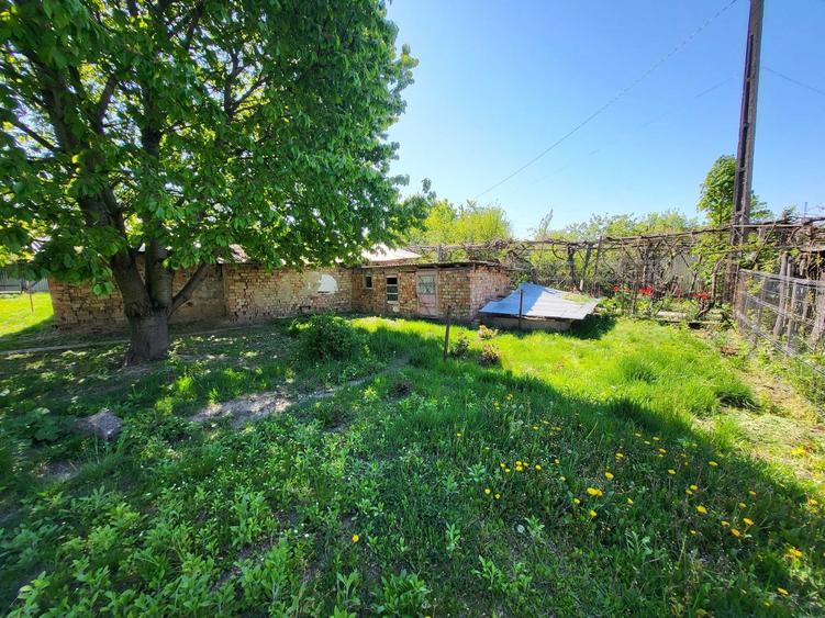 Casă cu 3 camere cu Teren 86 Mp în Ciritei