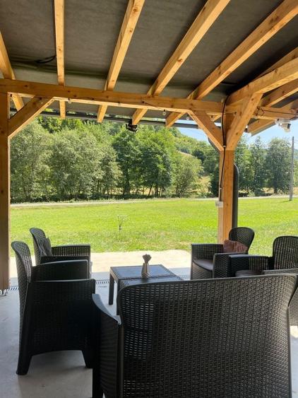 Casă cu 4 camere cu Teren 10000 Mp în Suciu de Sus