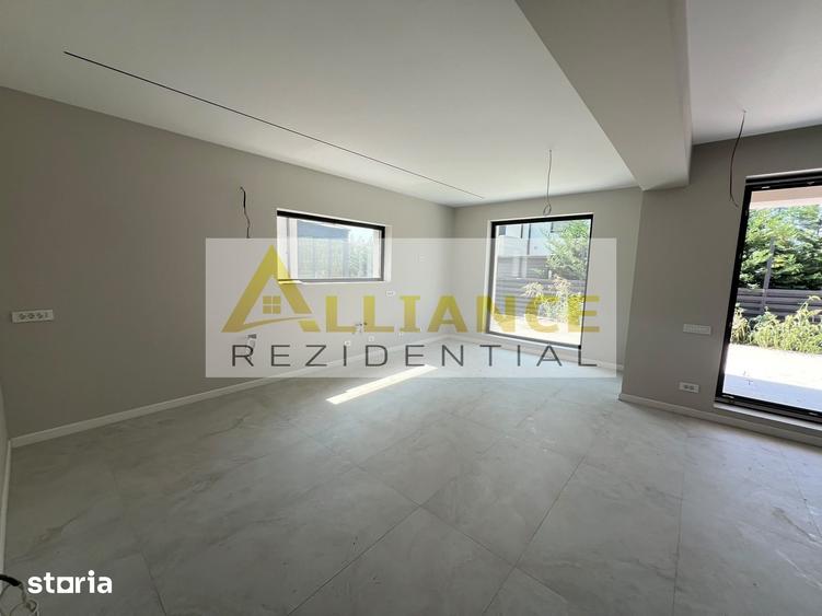 Casă cu 4 camere cu Teren 365 Mp în Vidra