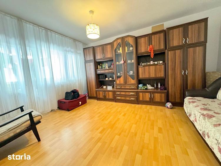 Apartament cu 3 camere decomandat în Bistrița Lac