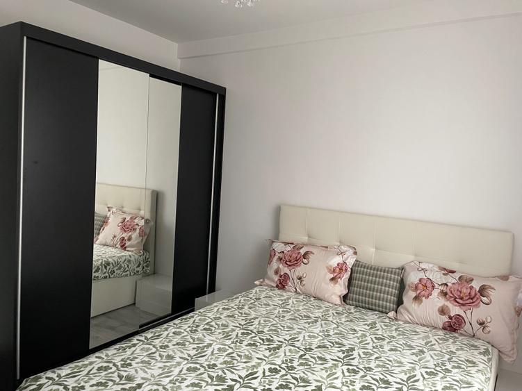 Apartament cu 2 camere semidecomandat în Exterior Vest