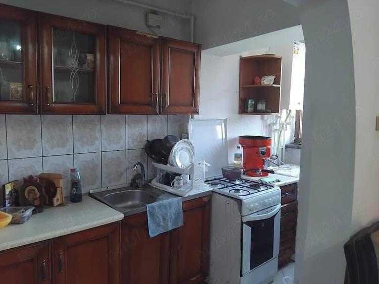 Garsonieră semidecomandată în Micro 3