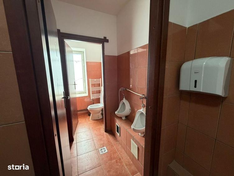 Casă cu 4 camere cu Teren 158 Mp în Păcurari