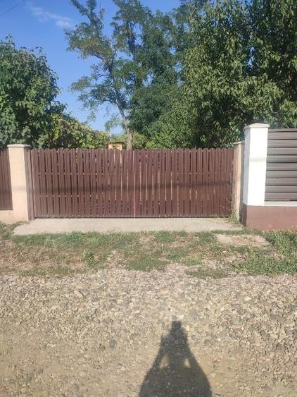 Teren Construcții intravilan de 905 mp, în Popricani