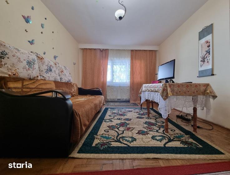 Garsoniera decomandata in bloc de apartamente, Miron Costin-Cremenea - 1