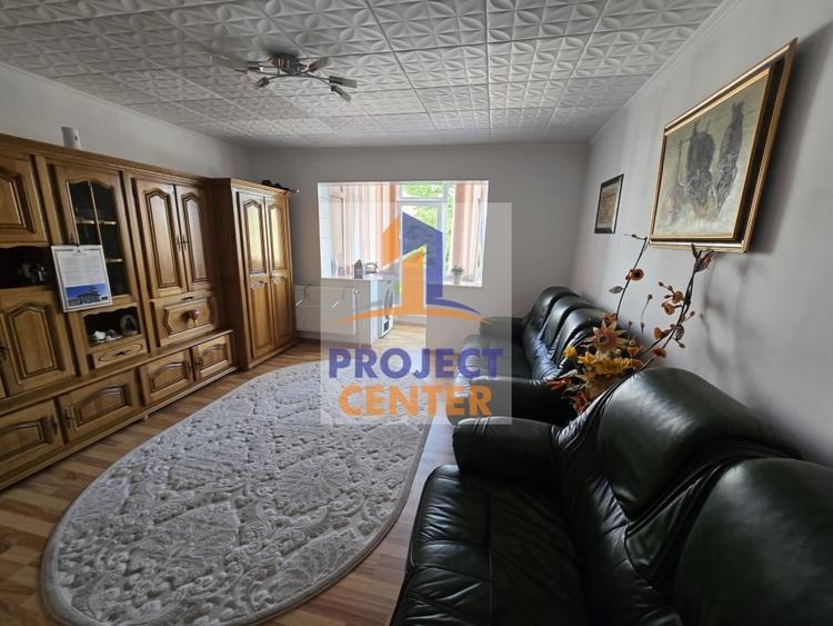 Apartament cu 4 camere decomandat, mobilat în Găvana 2