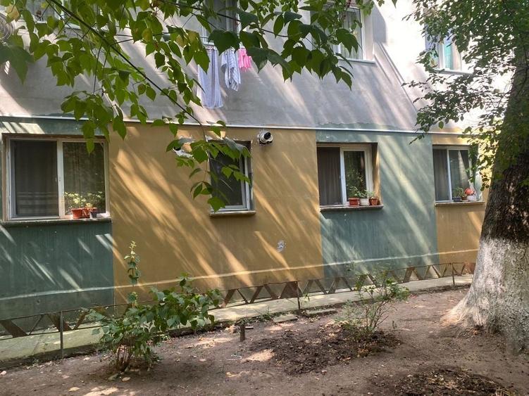 Apartament cu 3 camere nedecomandat în Central