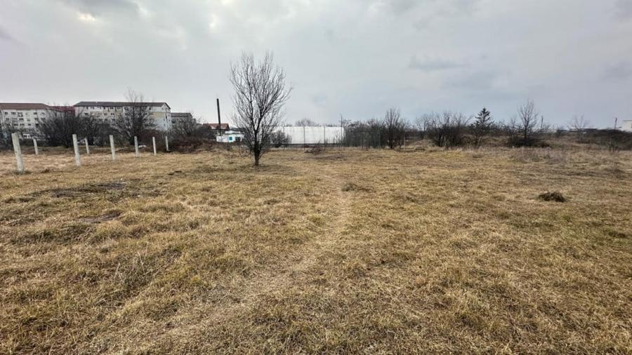 Teren de 600 mp, în Broscărie