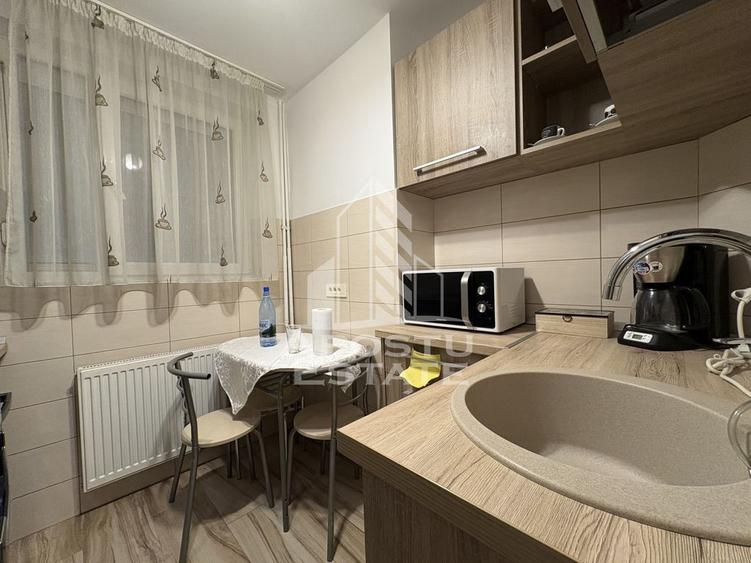 Apartament cu 2 camere decomandat, mobilat în Bălcescu