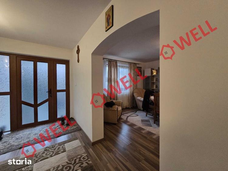 Casă cu 5 camere cu Teren 640 Mp în Teliu